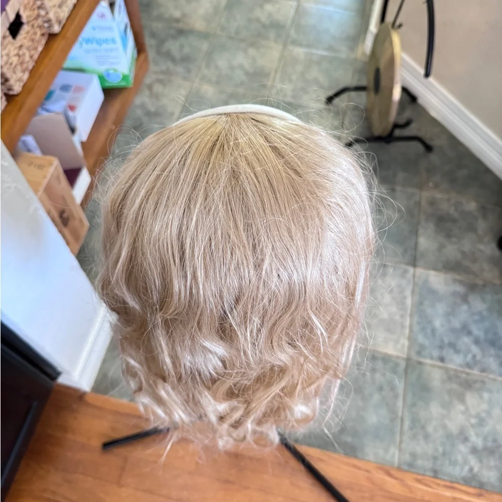 Sapphire Hair Wig - Picture 3 of 4